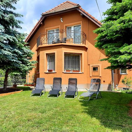 Harmonia Vendeghaz Apartment Balatonalmadi Luaran gambar