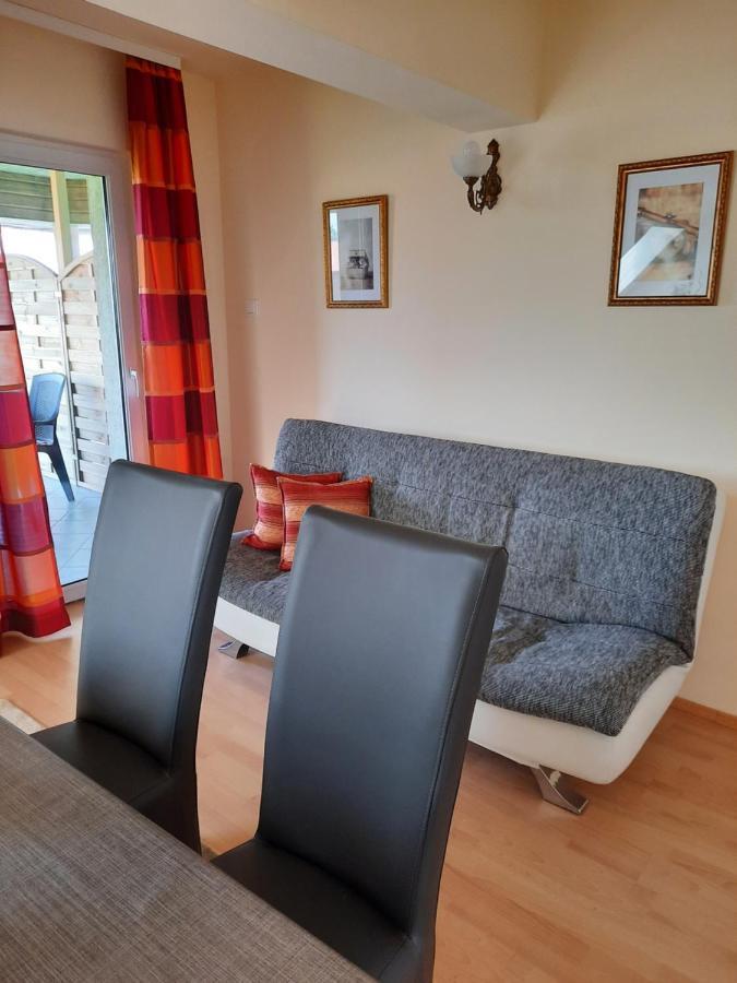 Harmonia Vendeghaz Apartment Balatonalmadi Luaran gambar