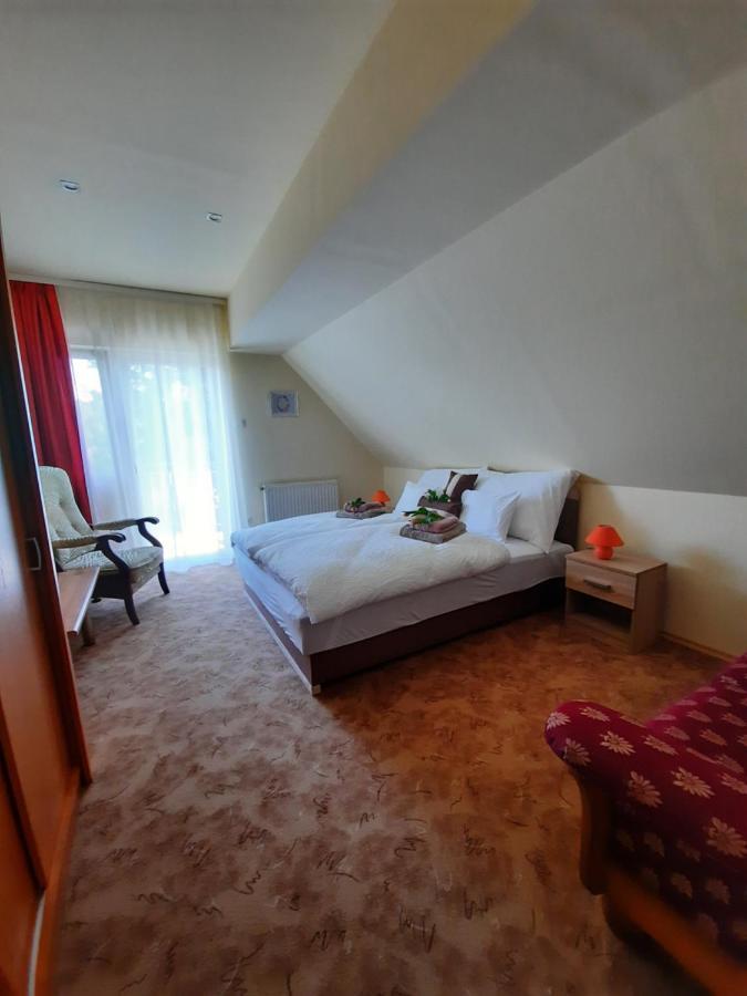 Harmonia Vendeghaz Apartment Balatonalmadi Luaran gambar