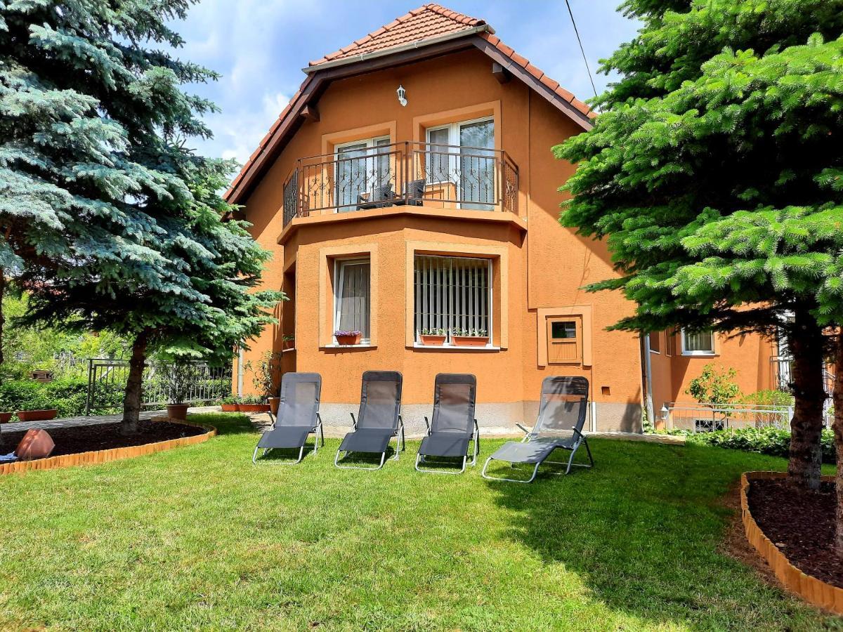 Harmonia Vendeghaz Apartment Balatonalmadi Luaran gambar