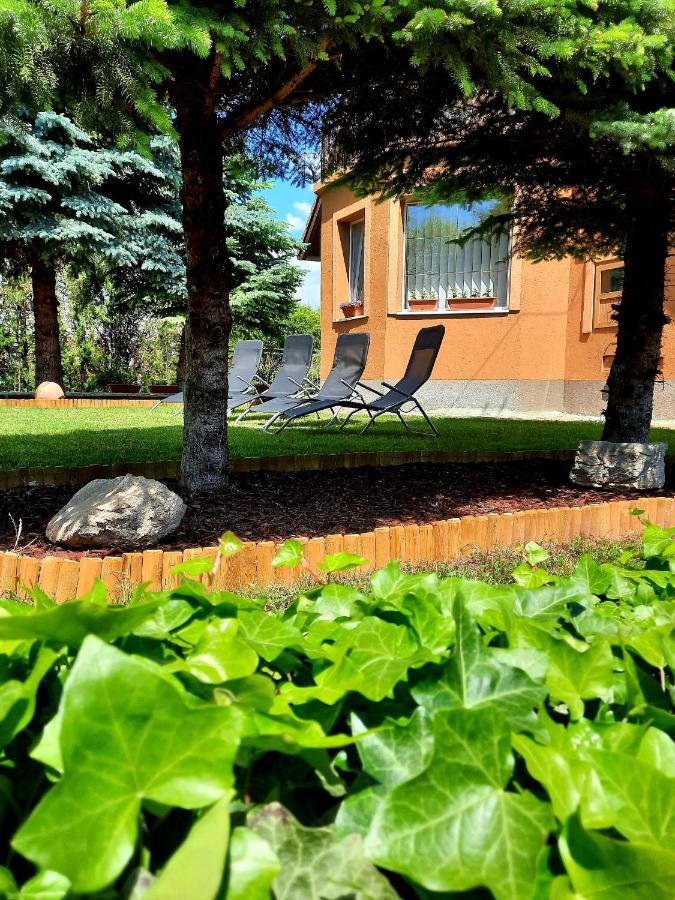 Harmonia Vendeghaz Apartment Balatonalmadi Luaran gambar