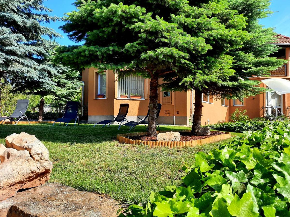 Harmonia Vendeghaz Apartment Balatonalmadi Luaran gambar