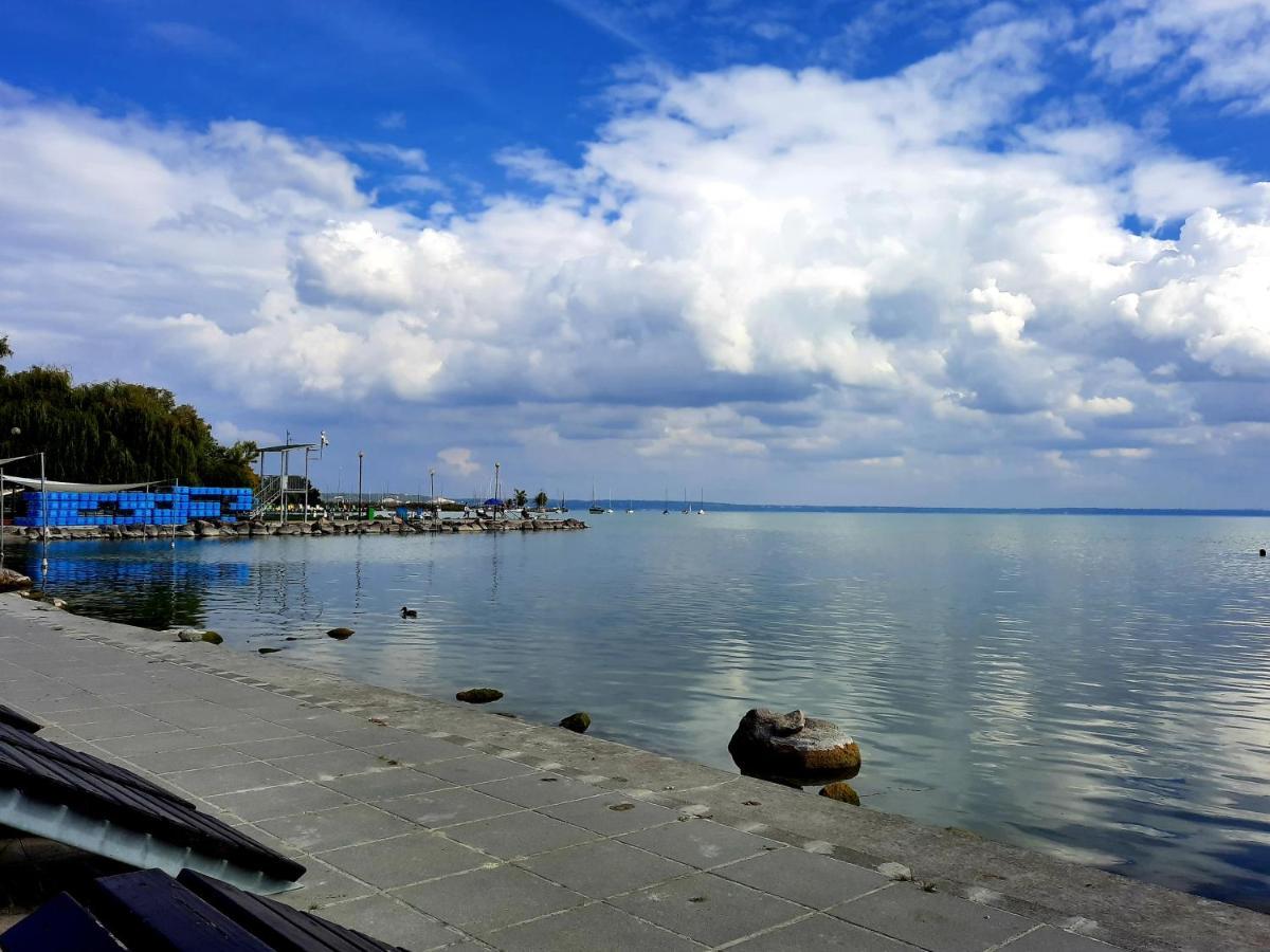 Harmonia Vendeghaz Apartment Balatonalmadi Luaran gambar
