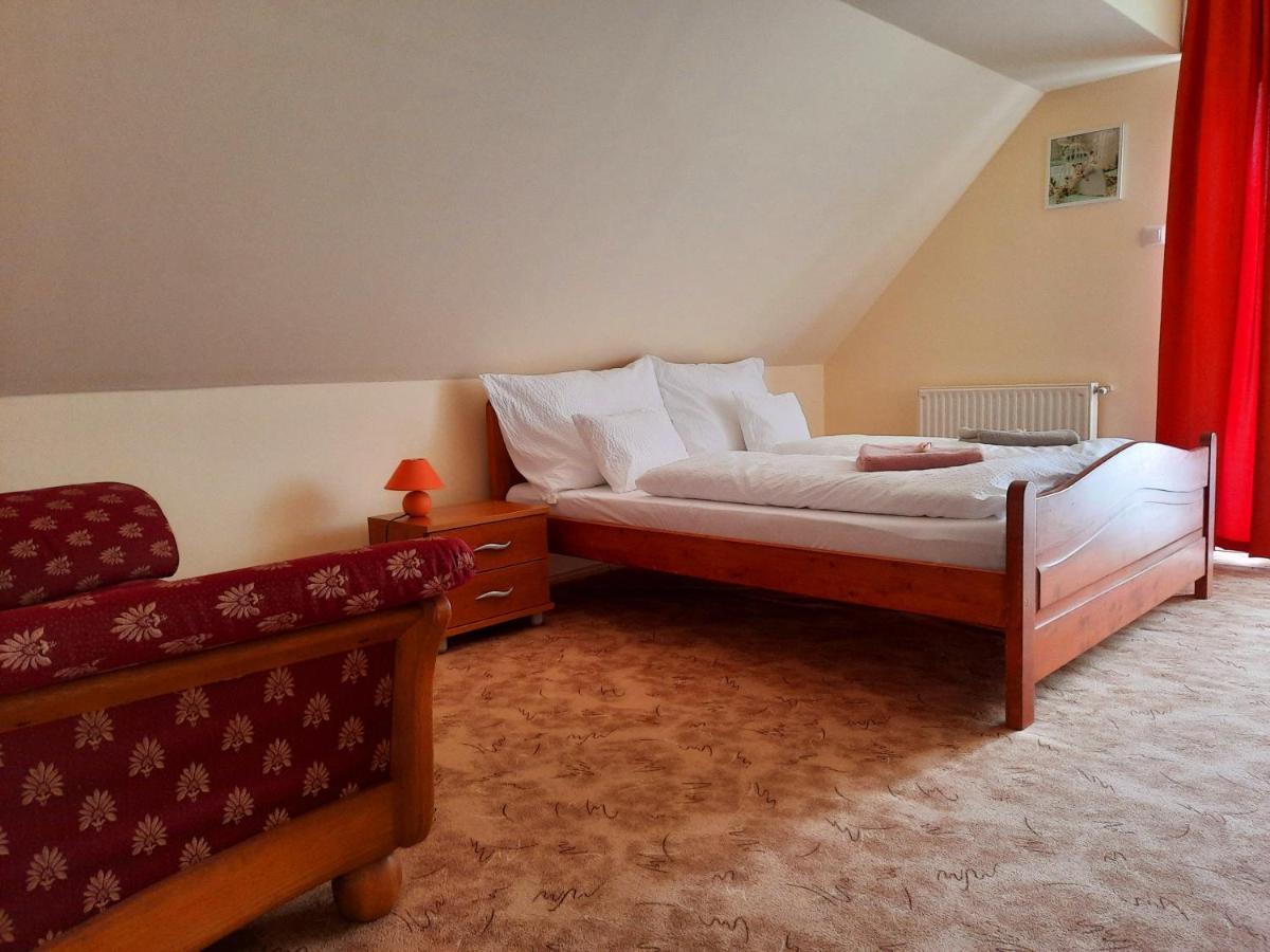 Harmonia Vendeghaz Apartment Balatonalmadi Luaran gambar